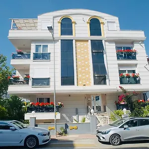 Royal Loft Aparthotel Antalya