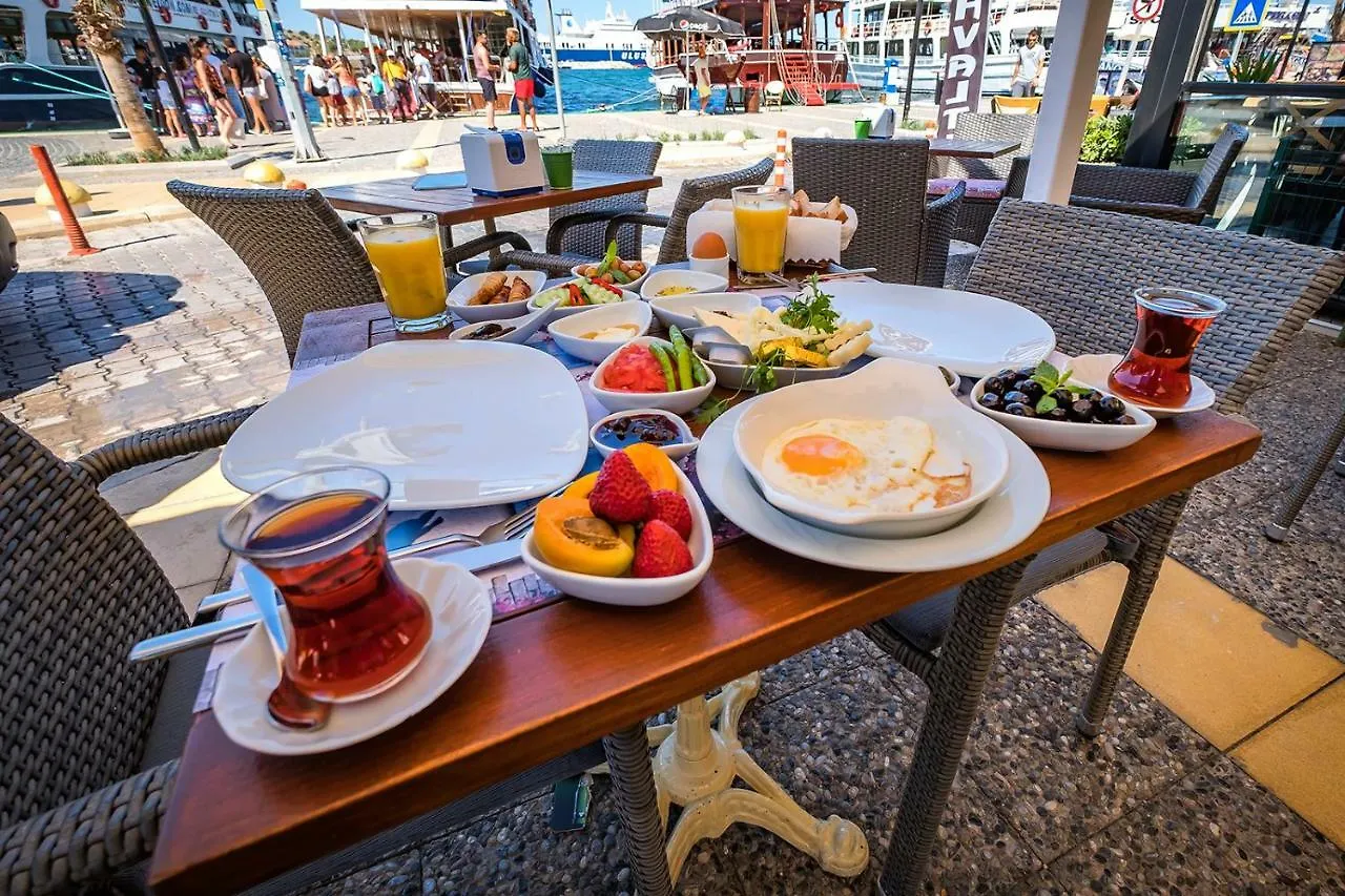 Villa Vongole Çeşme Hotel